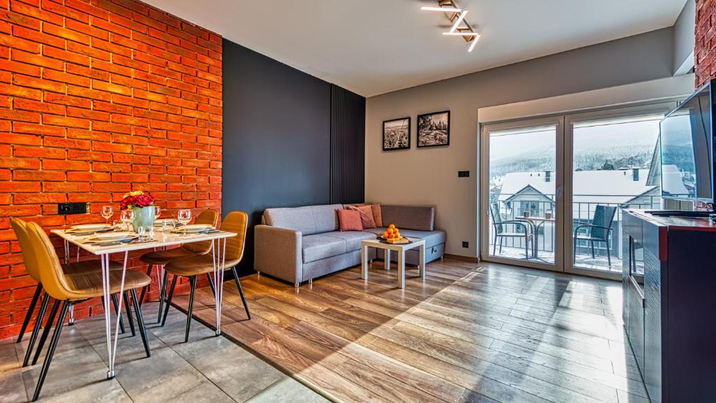 Apartamenty Zakopiańska by Royal Aparts - 8