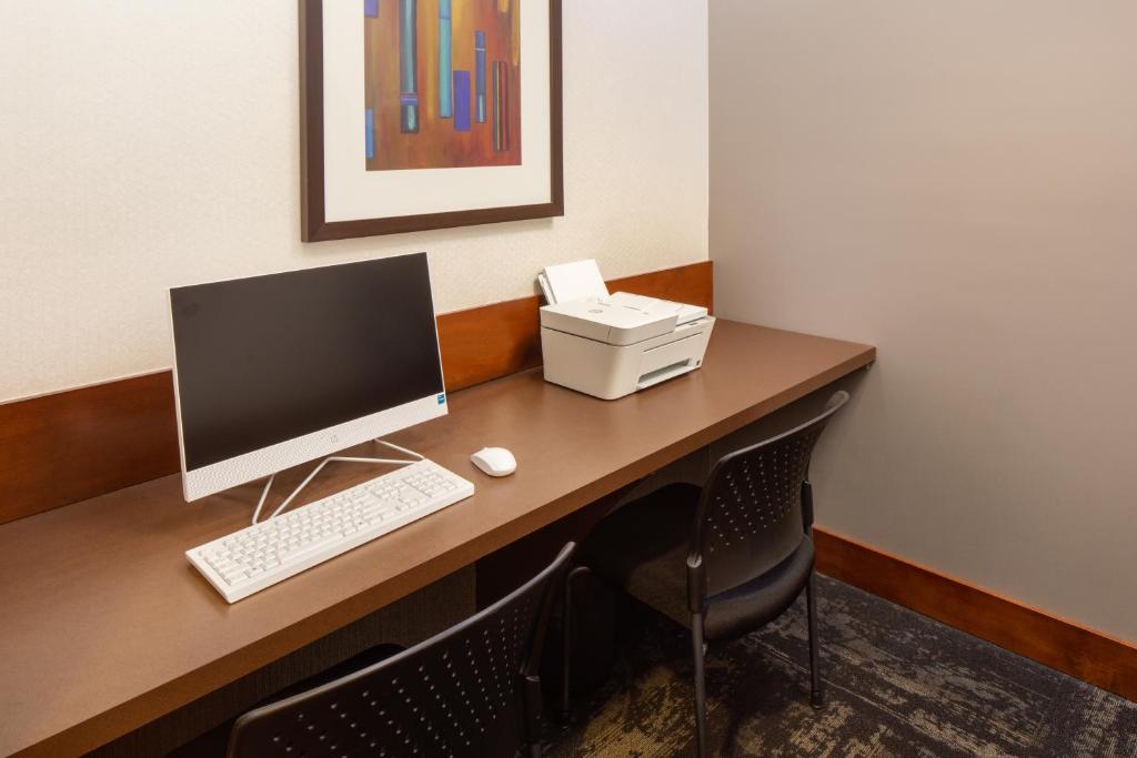 TV a/nebo společenská místnost v ubytování Hyatt Place Princeton