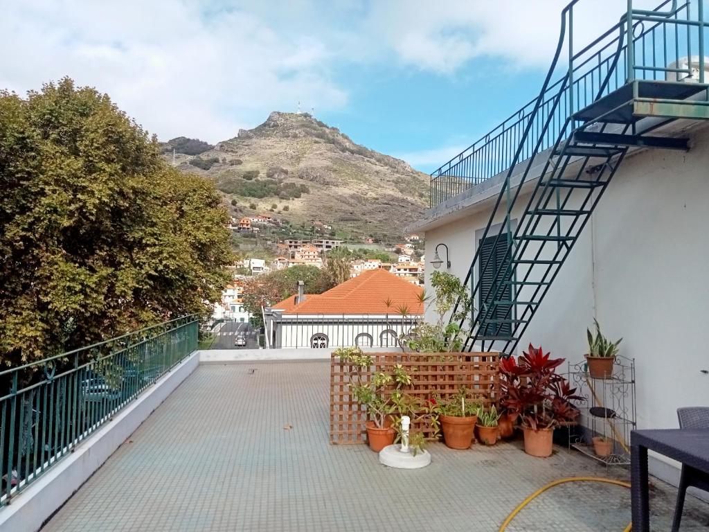 Nespecifikovaný výhled na hory nebo výhled na hory při pohledu z apartmánu