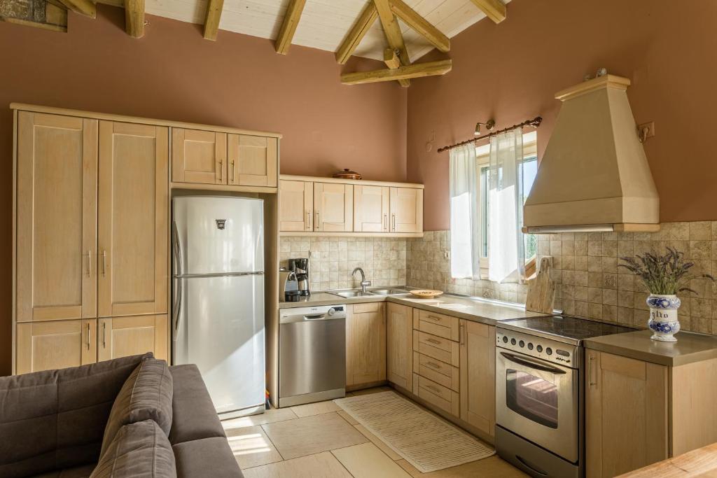 Kuchnia lub aneks kuchenny w obiekcie Tria Luxury Residences