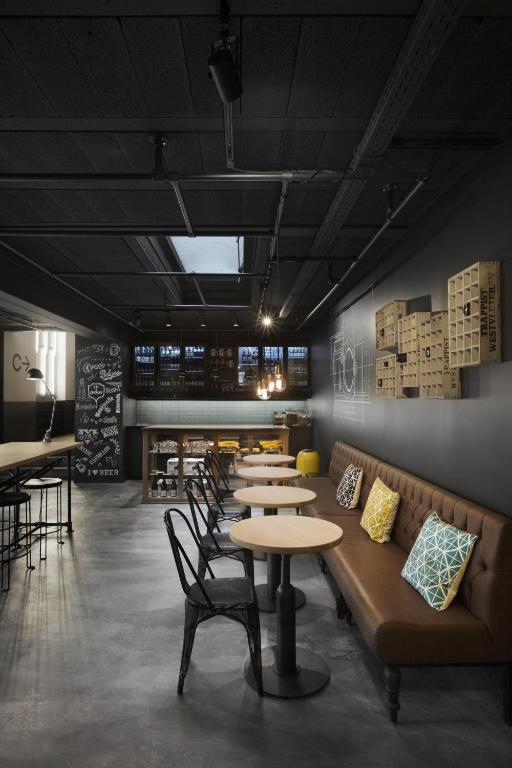 Posezení v ubytování Zoom Hotel