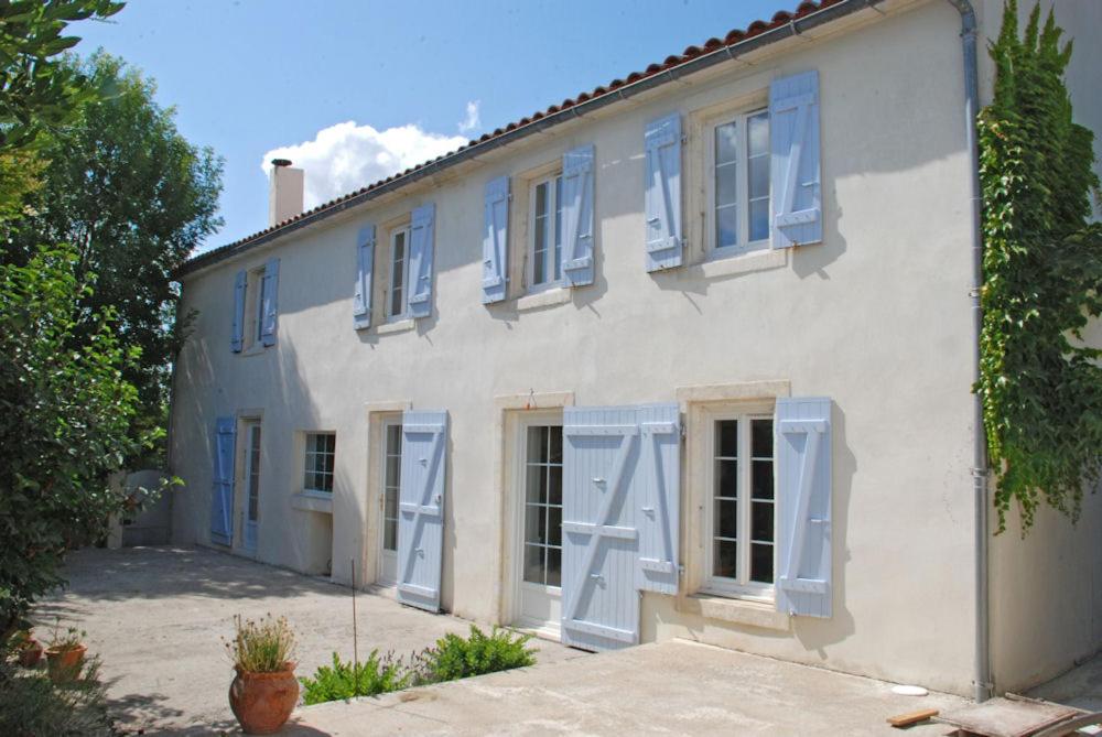La Tonnelle Fleurie Chambres d'hôtes - Housity