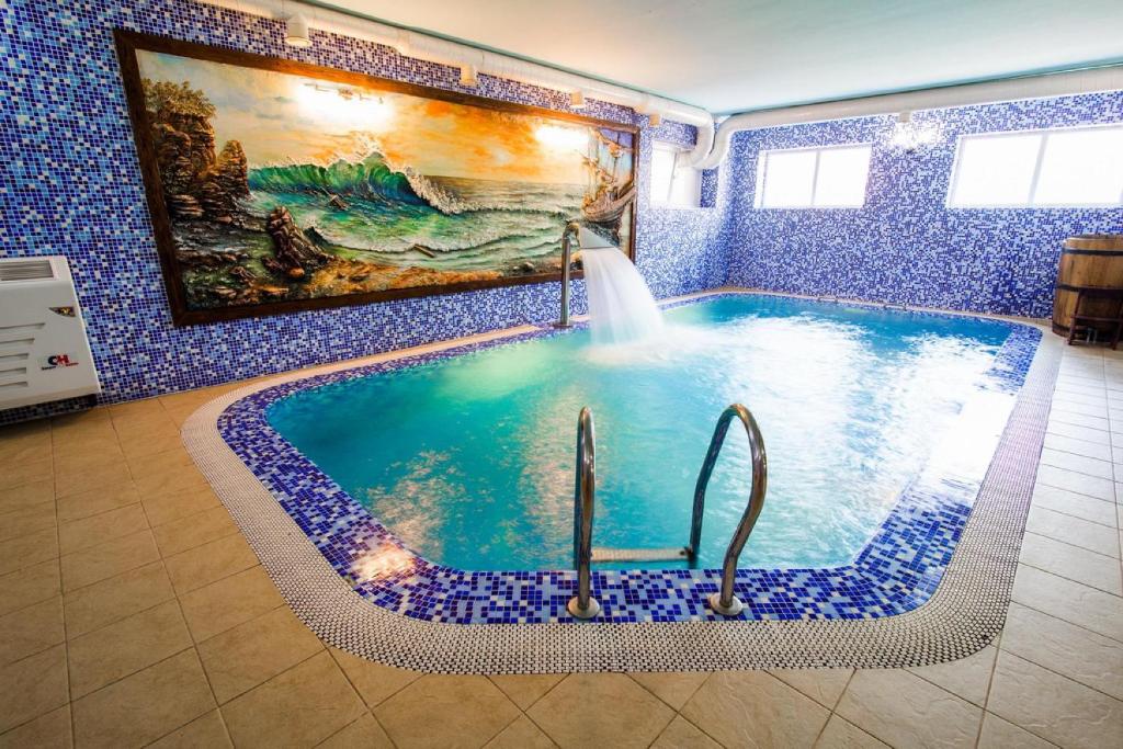 Bazén v ubytování Georg Palace Hotel nebo v jeho okolí