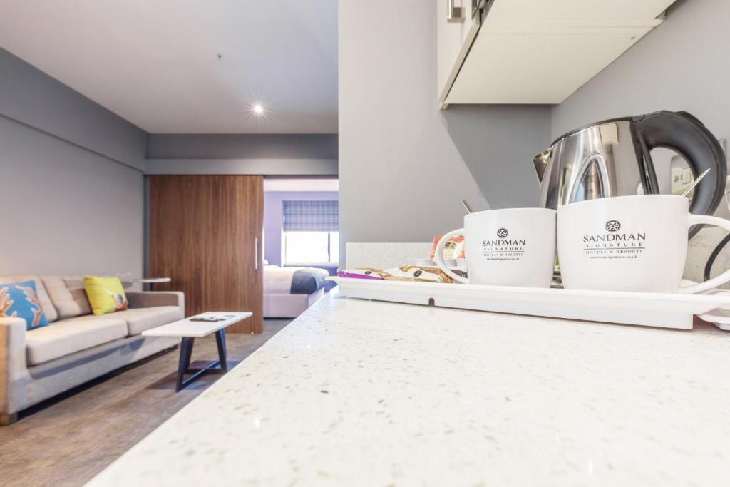 Posezení v ubytování Sandman Signature Aberdeen Hotel & Spa