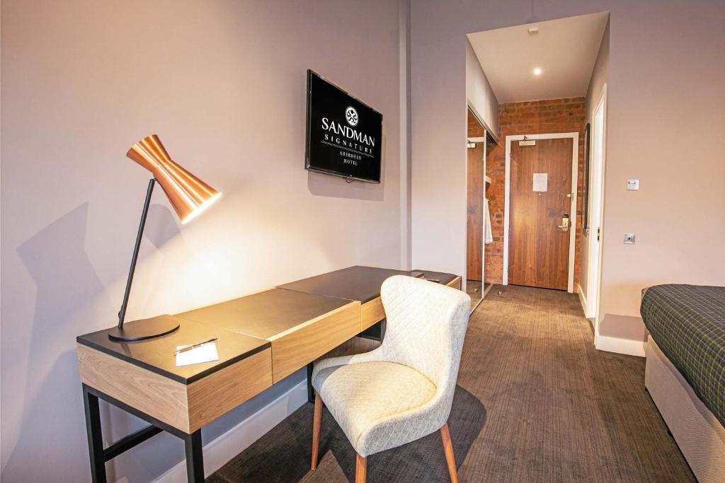 Sandman Signature Aberdeen Hotel & Spa - 
