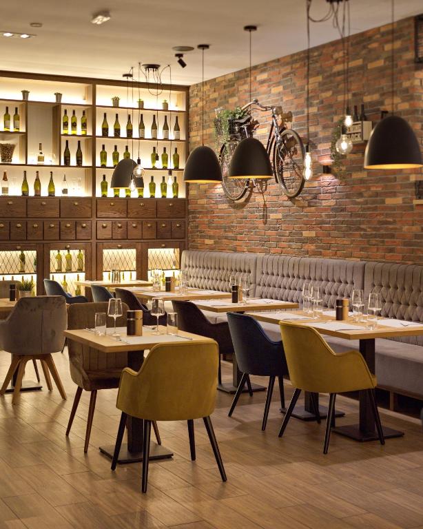 Chop Old House Hotel - 11