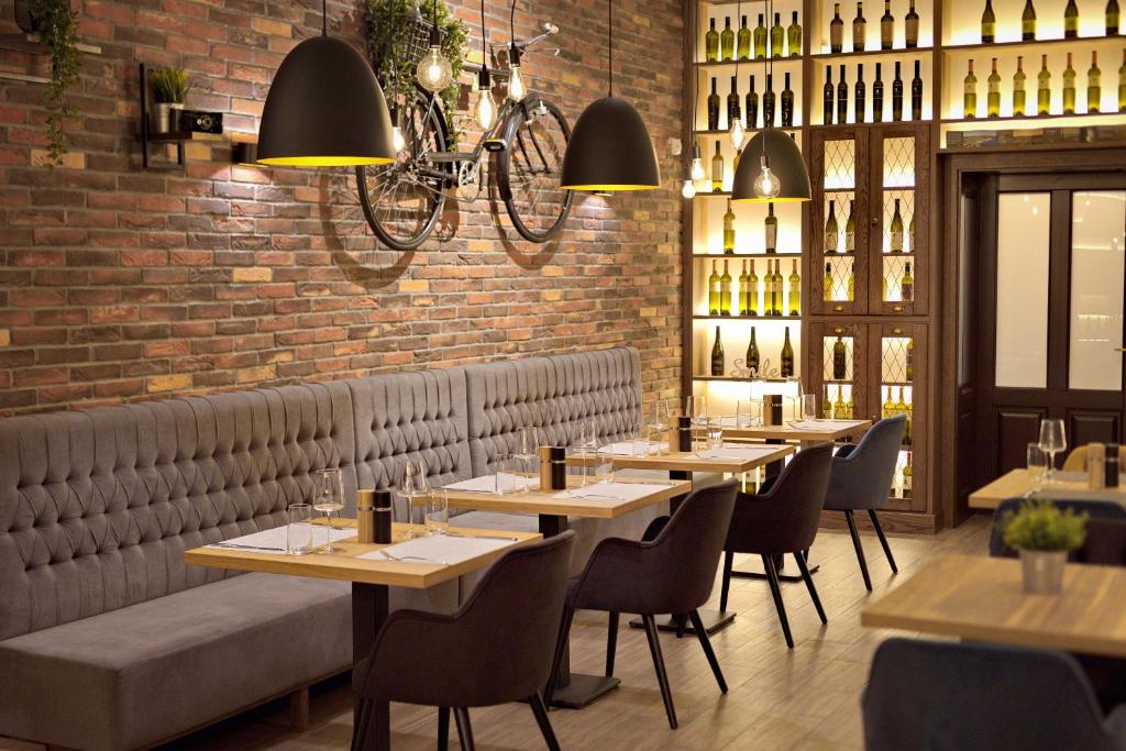 Chop Old House Hotel - 13