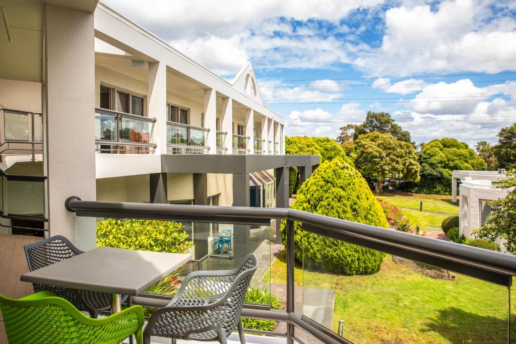 Balkón nebo terasa v ubytování Doncaster Apartments by Nightcap Plus