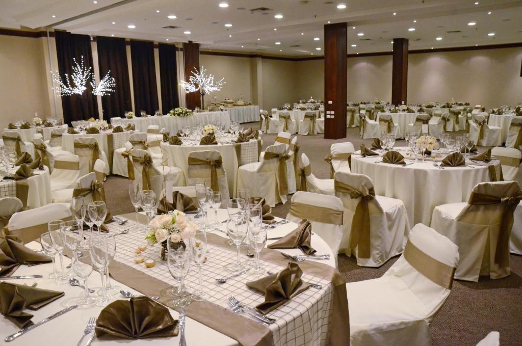 Restaurace v ubytování Fenix Hotel