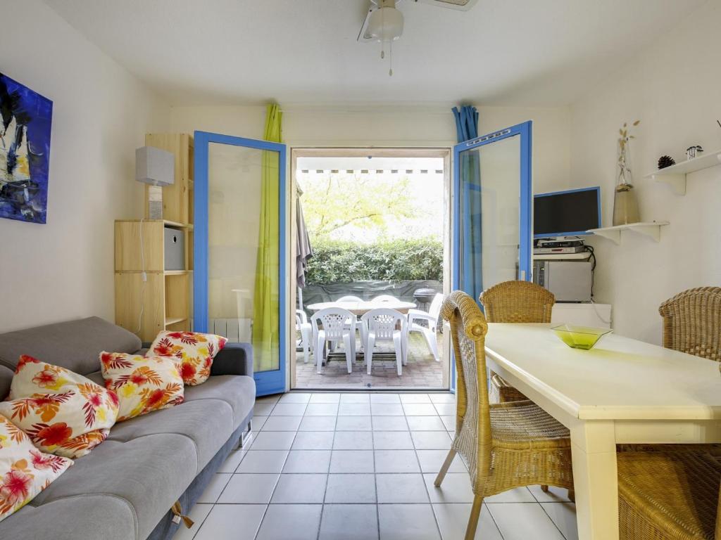 Χώρος καθιστικού στο Studio cabine 4 pers. - à 300m des plages - terrasse et parking privé - FR-1-521-39