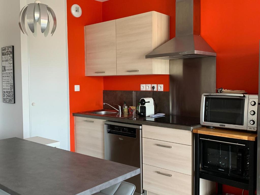 Appartement Moderne Centre-Ville Biscarrosse - Plage à Proximité - 4 Pers - WiFi et Parking Inclus - FR-1-319-443 - Apartamento (4 Adultos)