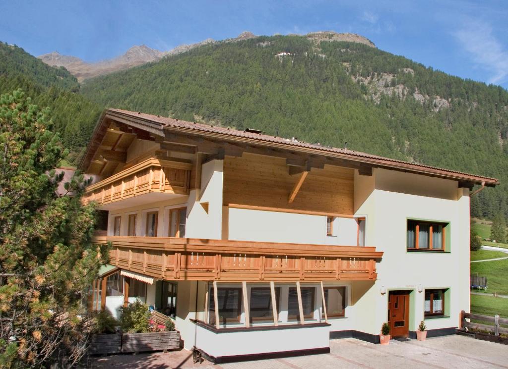 Gallery image of Haus Tanja in Sölden