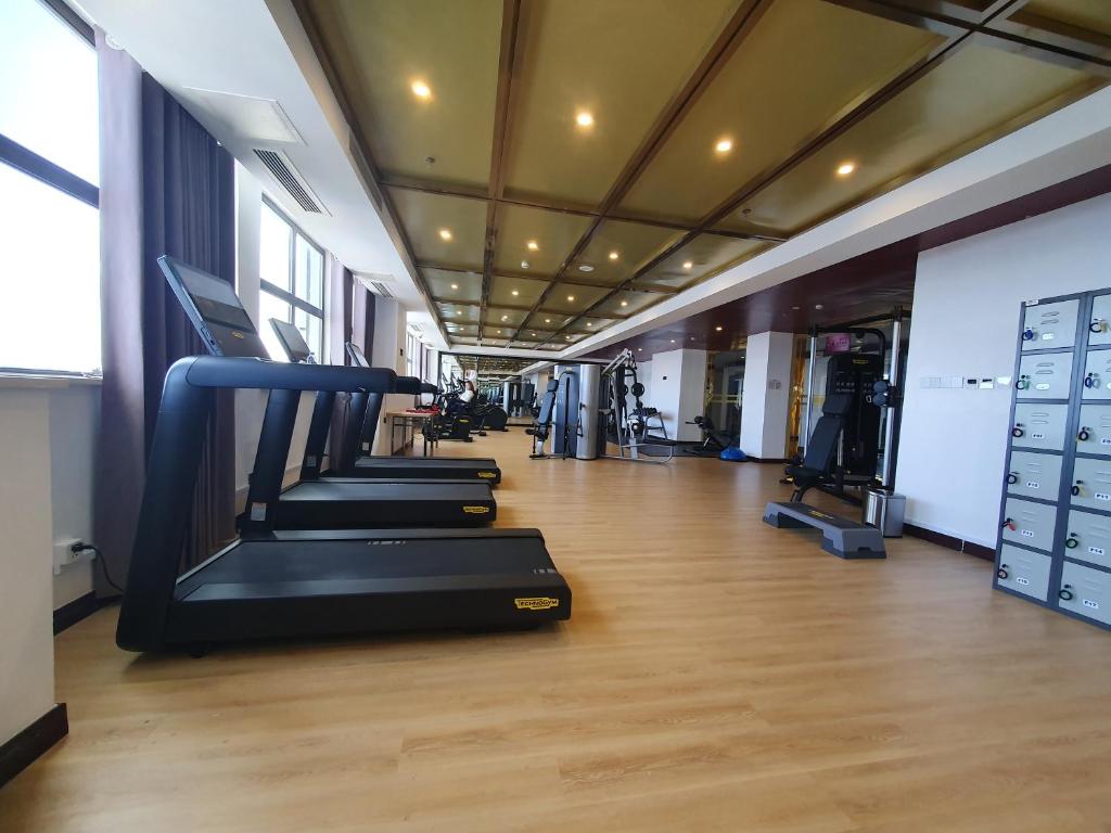 Fitness centrum a/nebo fitness zařízení v ubytování Legend Hotel and Resort