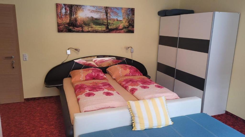Postel nebo postele na pokoji v ubytování Gästehaus Raab