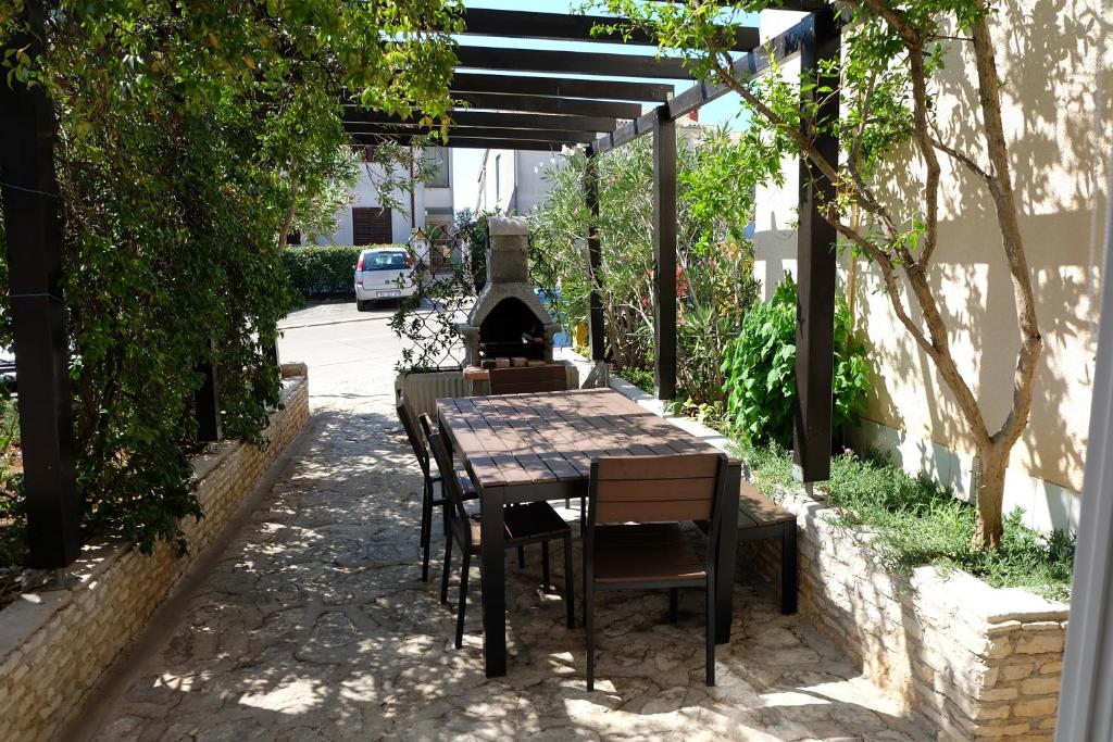 Apartments Golubic - 6