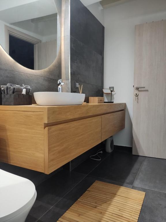 A bathroom at Vrachos Suites