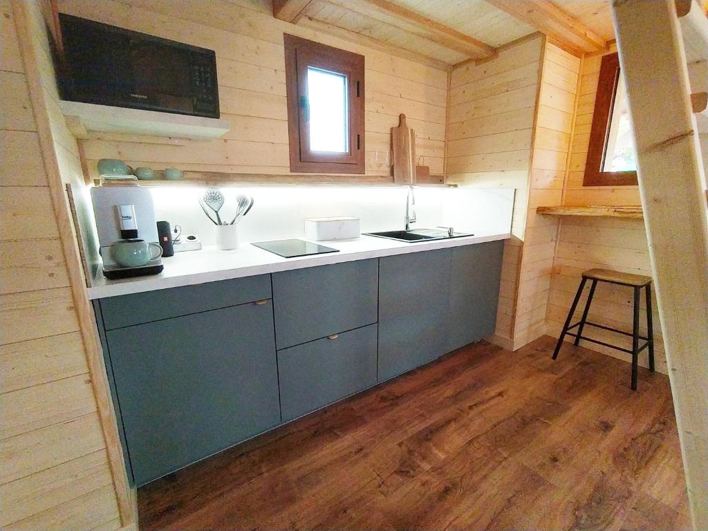 Kuchyňa alebo kuchynka v ubytovaní La cabane au bain perché