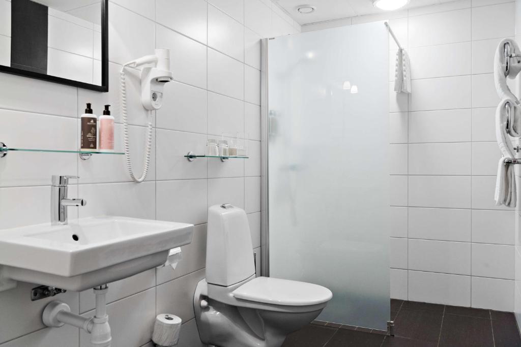 Koupelna v ubytování Best Western Plus Edward Hotel