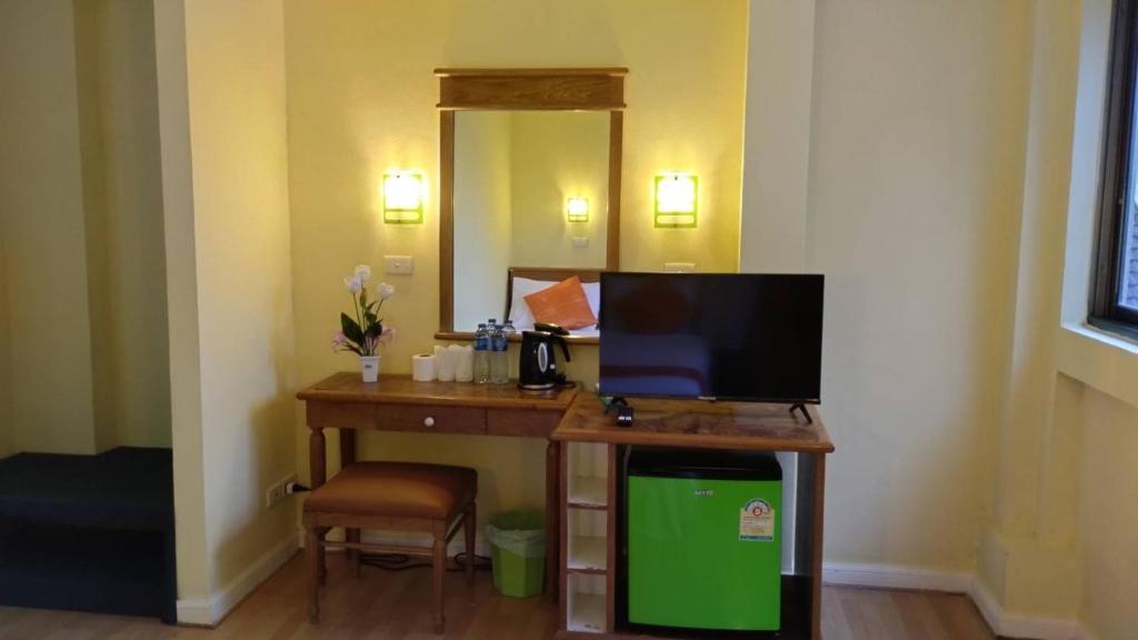 
Standard Single Room
