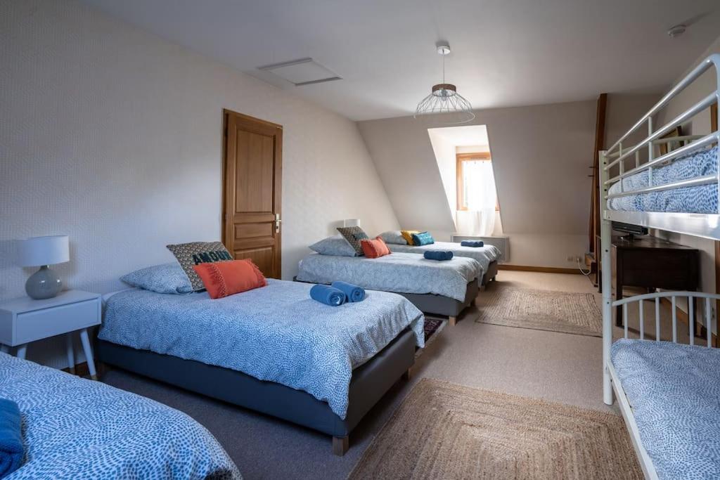 Posteľ alebo postele v izbe v ubytovaní Villa avec piscine entre Beauval et châteaux*