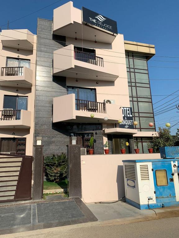 Budova, kde se hotel nachází