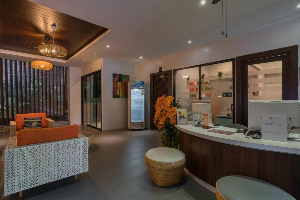 Fotografie z fotogalerie ubytování Patong Hill Cozy Studio With Nice Pool And Garden v destinaci Pláž Patong