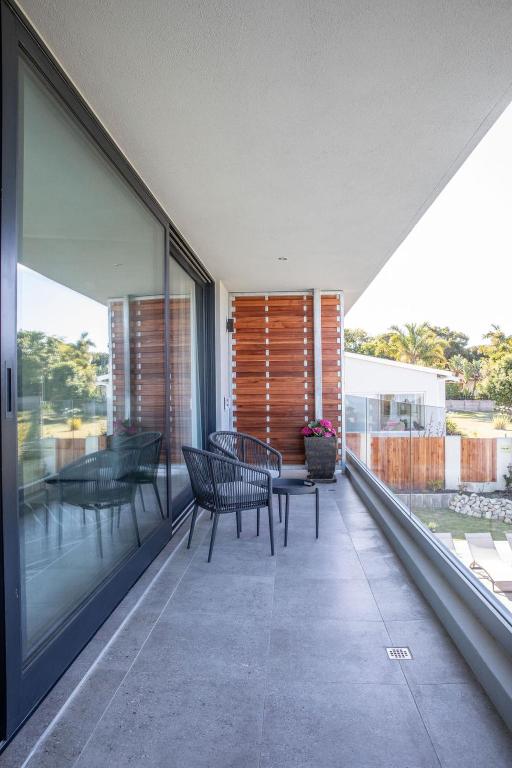 Hilltop Bayview Luxury Apartments - Image 31