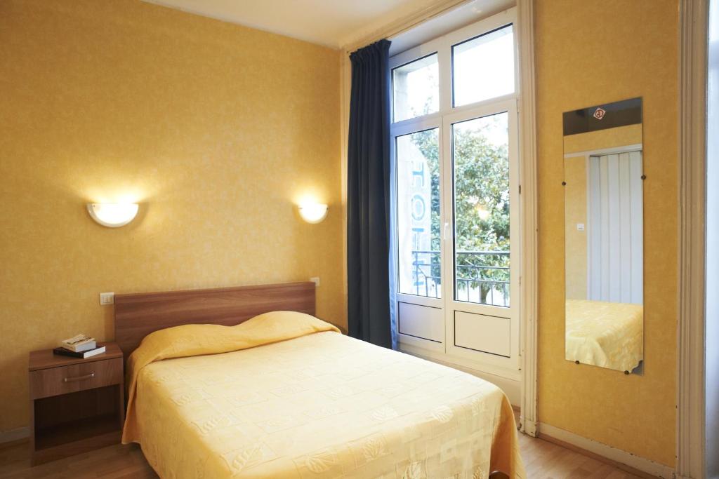 Hotel Le Petit Duquesne - Resim 33