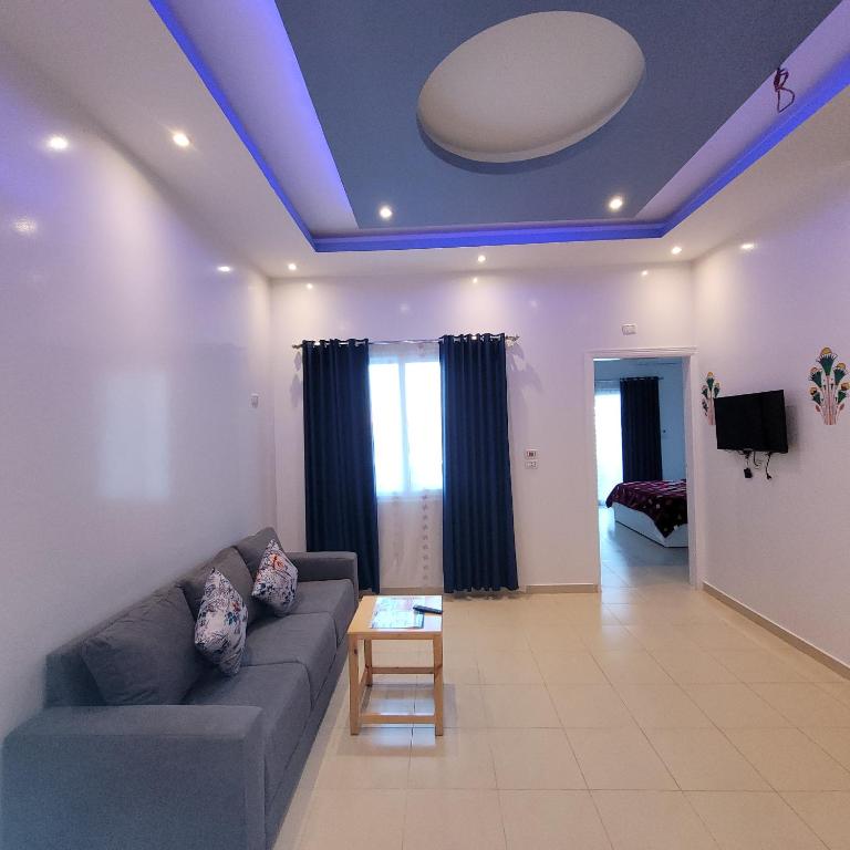 Blue Nile House - 10