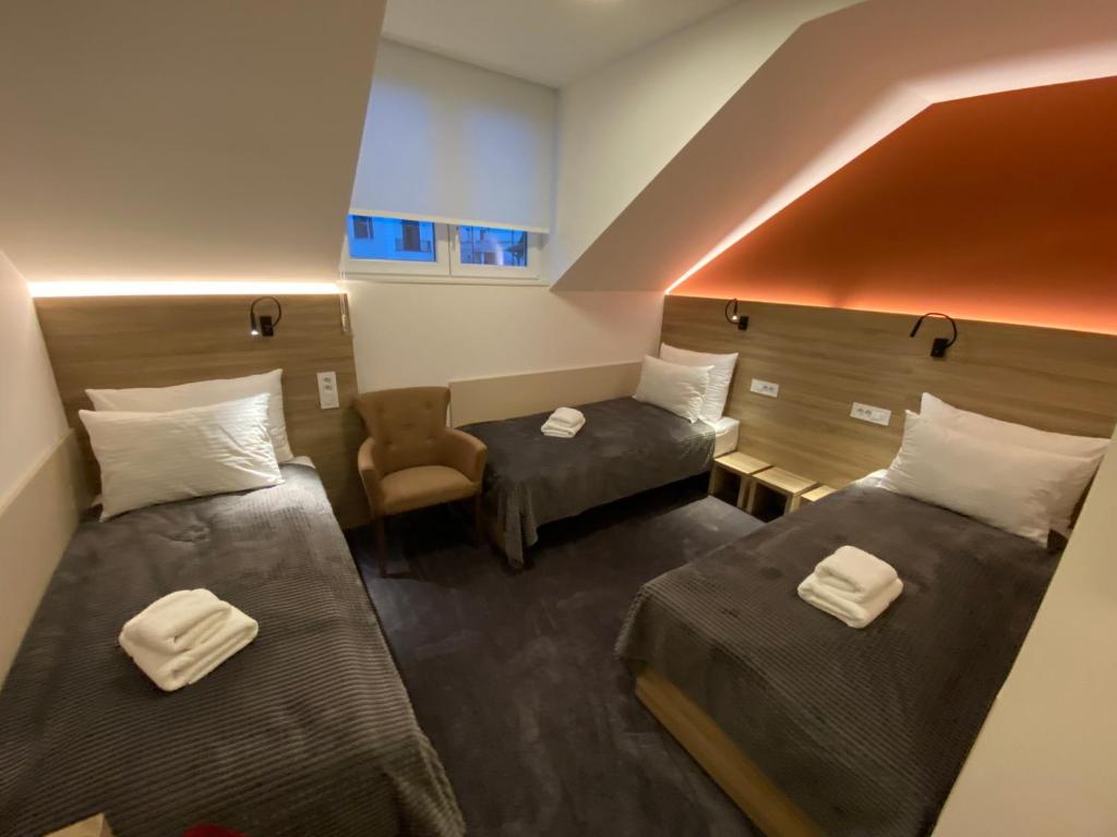 
Triple Room with Bathroom
