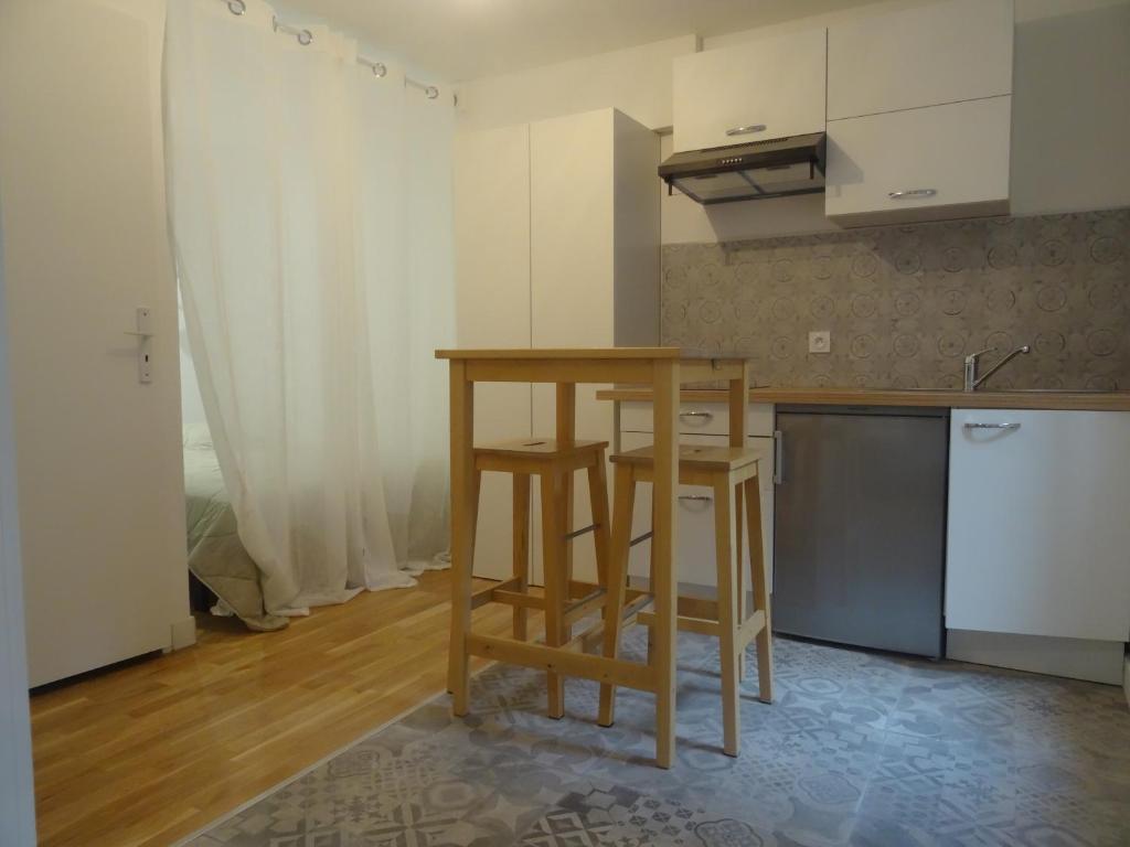 L'escale Niortaise - Centre-ville - 10mn Gare - WIFI - Netflix - 15