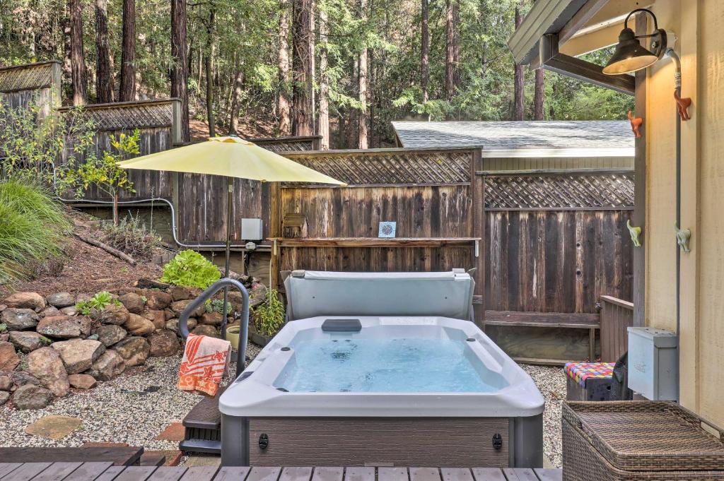 Sonoma County Vacation Home with Hot Tub!, Monte Rio – Updated 2024 Prices