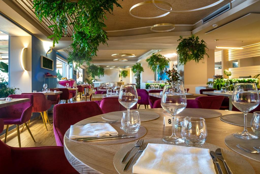 Restaurace v ubytování Sentido Michelizia Tropea Resort