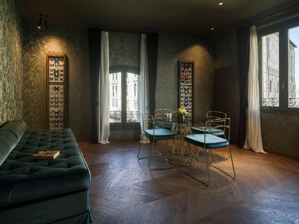 
Suite with River View
