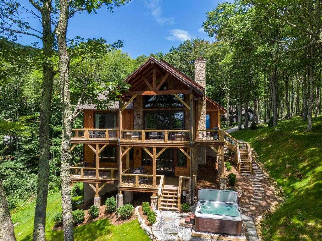 Blue Ridge View at Eagles Nest, Banner Elk (updated prices 2024)