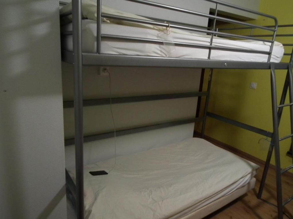 Friendly Auberge - Cama En Habitación Compartida Mixta De 8 Camas