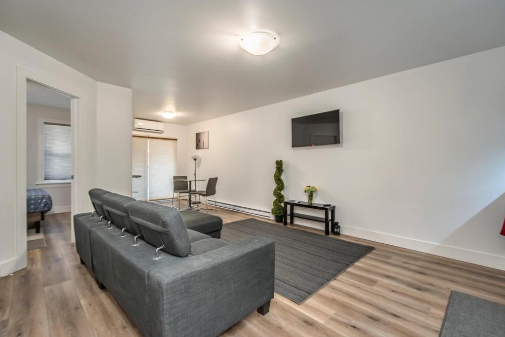 Cowie Hill Apartment