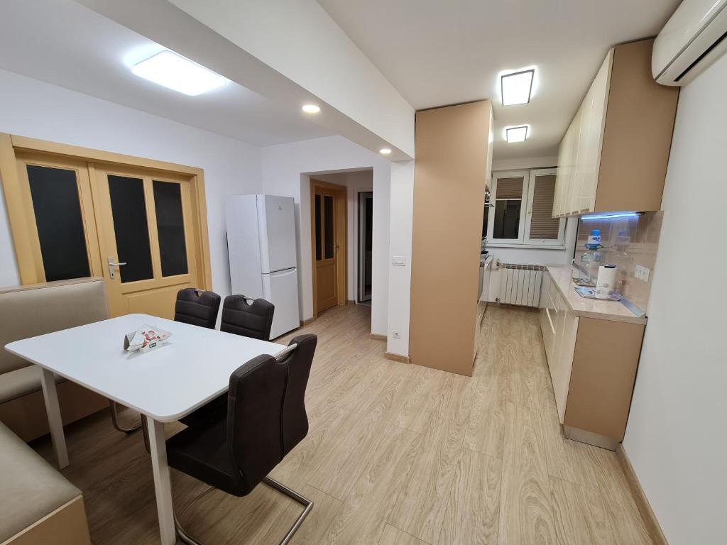 Luxury Panoramic Apartment - Two-Bedroom Apartment