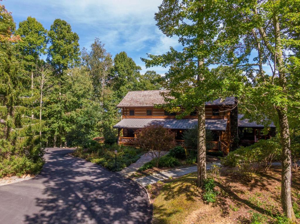 Matney Ridge Estate, Banner Elk (updated prices 2024)