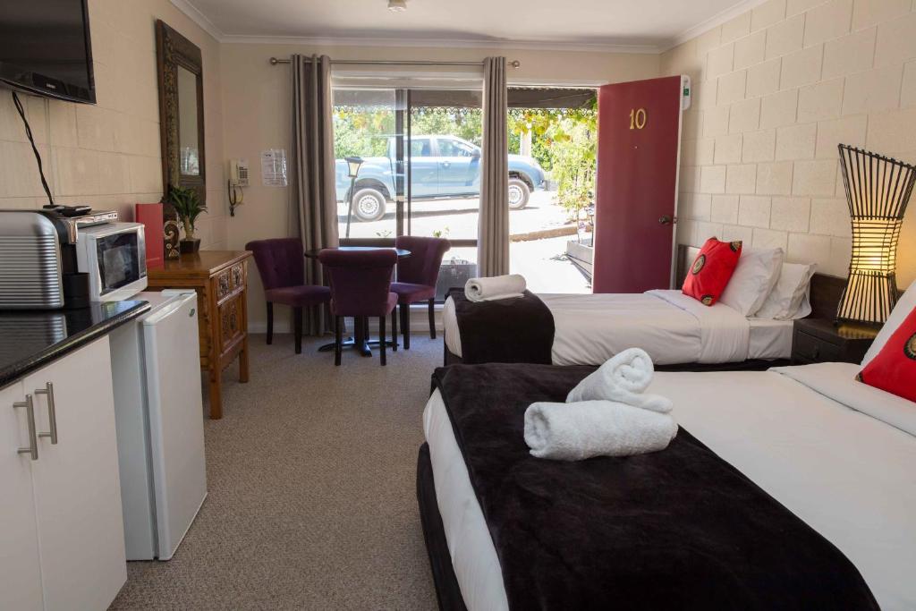 Beechworth On Bridge Motel 객실 침대