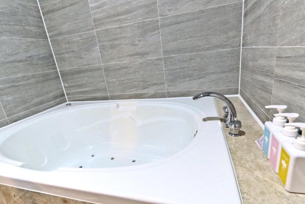 Koupelna v ubytování Hotel Home