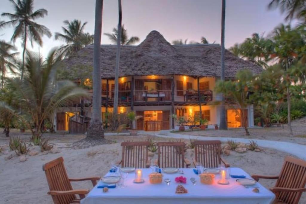 Mawimbi Luxury Villa, Ushongo Beach - Hizvo