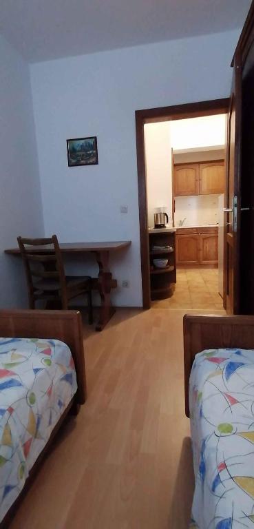 Posteľ alebo postele v izbe v ubytovaní Apartments in Crikvenica 43359
