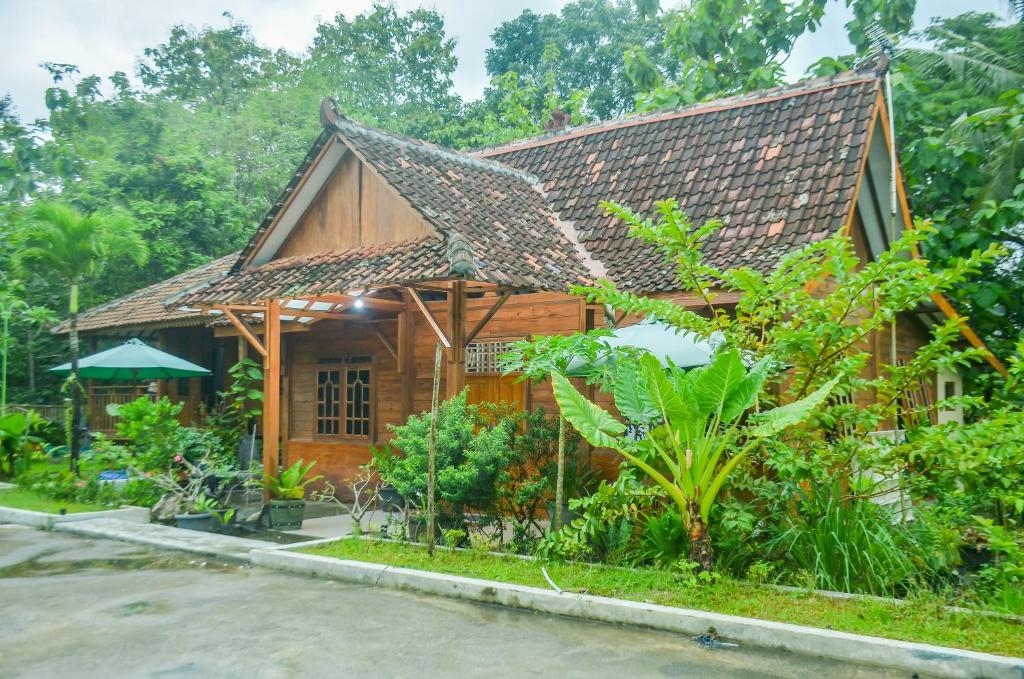 Waiki Rumah Kayu