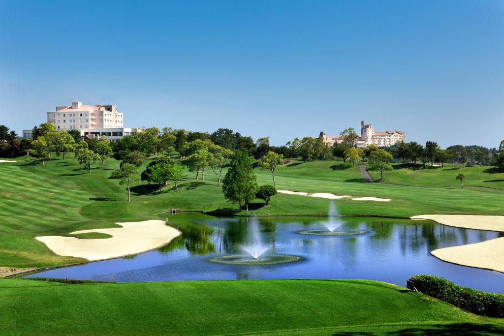 Golf v hotelu nebo okolí