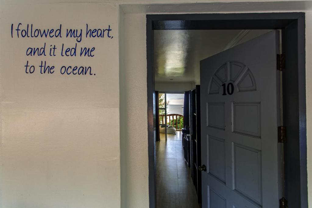 Galería fotográfica de Ocean Vida Beach and Dive Resort en Daanbantayan