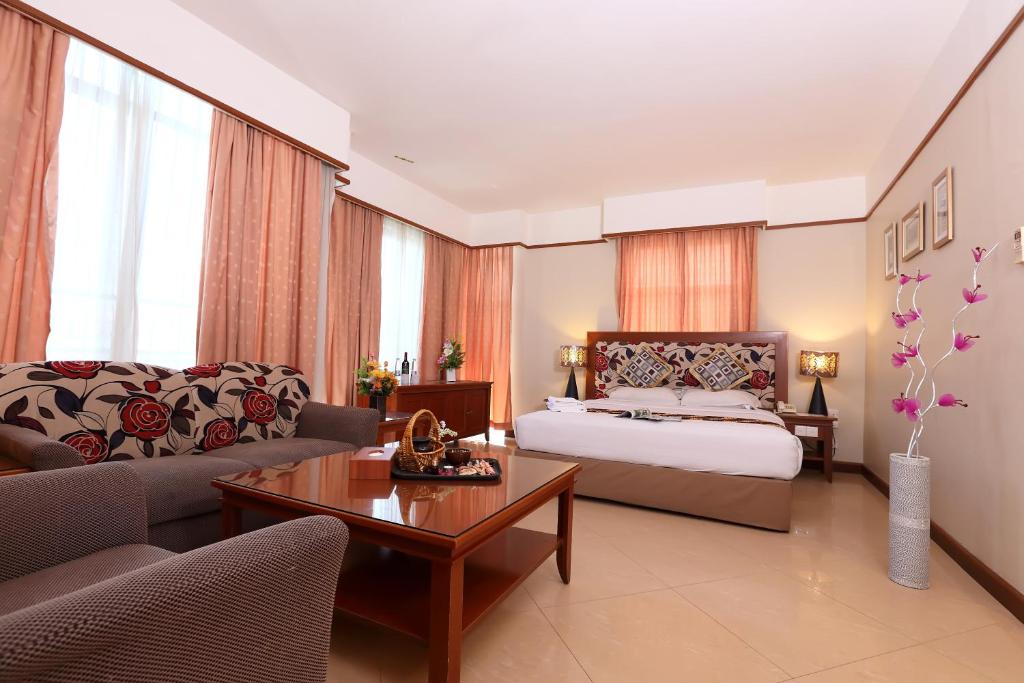 Gallery image of Hotel Maximillian in Tanjung Balai Karimun