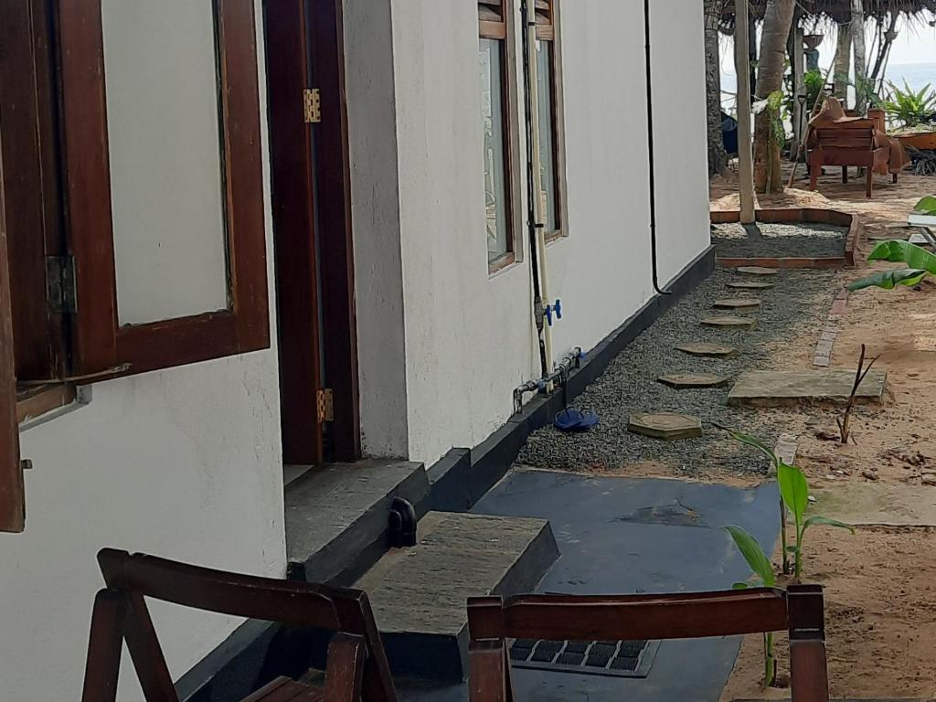 La-Vira Beach Villa - 2