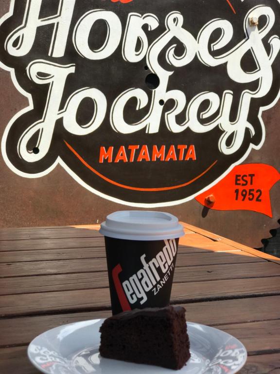 Horse and Jockey Inn - Resim 32