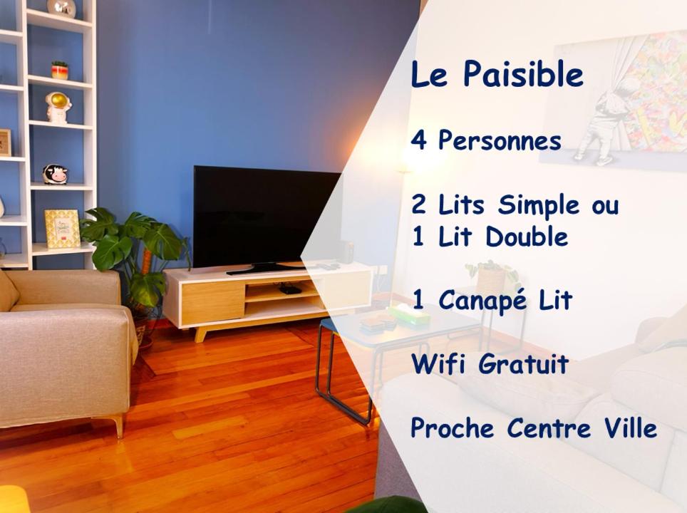 A television and/or entertainment centre at Le Paisible par Picardie Homes